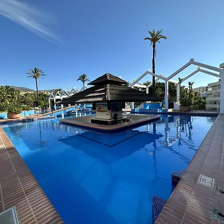 Benalbeach Con Vistas Al Mar Apartment *